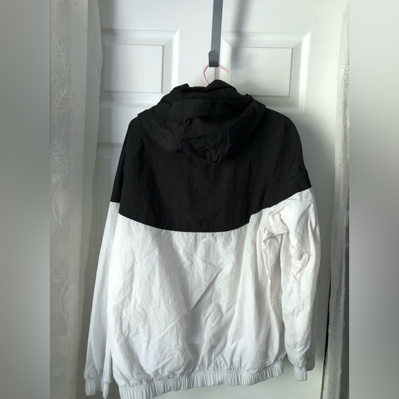 Nike Heritage Windrunner 1/2 Zip activewear men size S hoodie jacket pockets - Picture 10 of 11